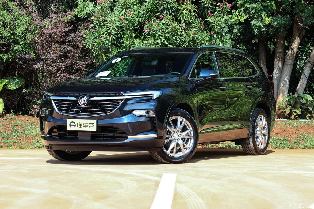 652T four-wheel drive exclusive flagship six-seater