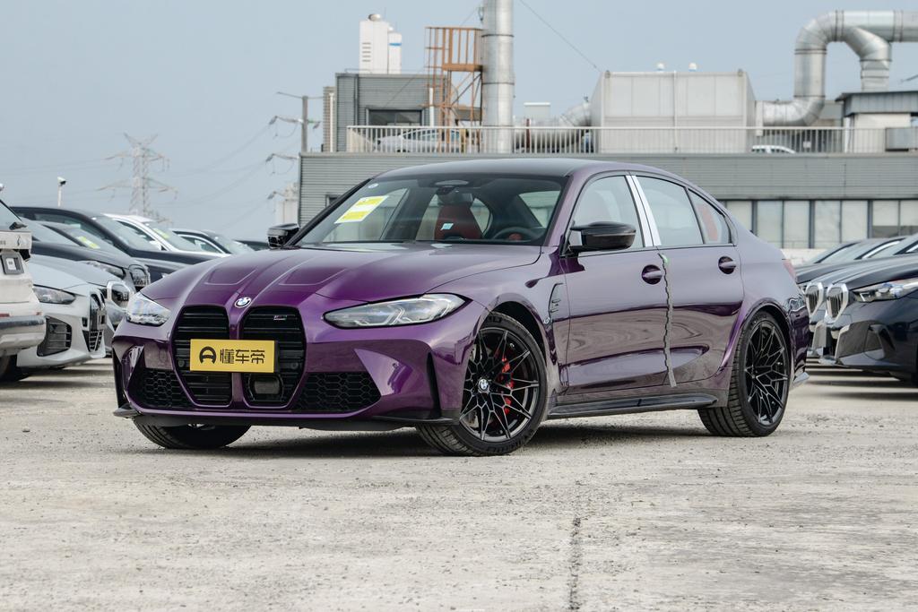 M3 four-door sedan M xDrive Thunder Edition