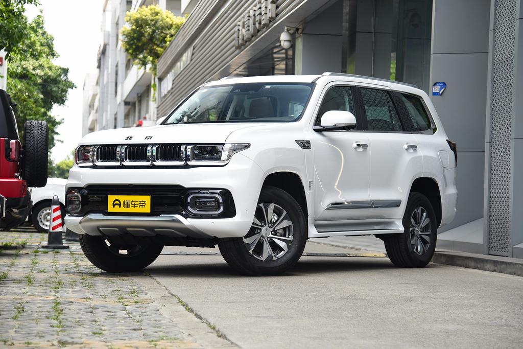 2.0T automatic five-seater version with five seats