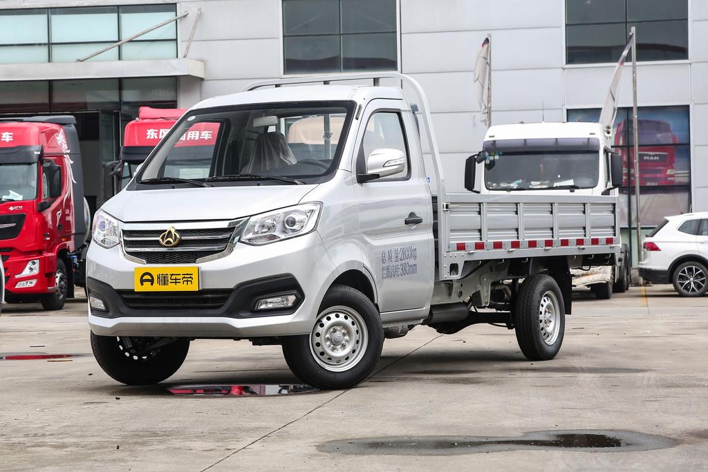 1.6L comfort version single row single rear wheel 3080mm wheelbase 3.05m railbed truck DAM16KR