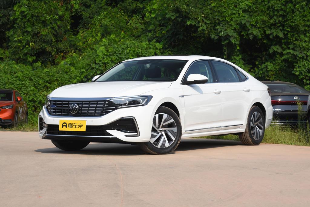 430PHEV Hybrid Deluxe Edition