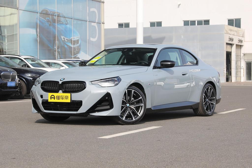 225i Coupe M Sports Yao Ye Set