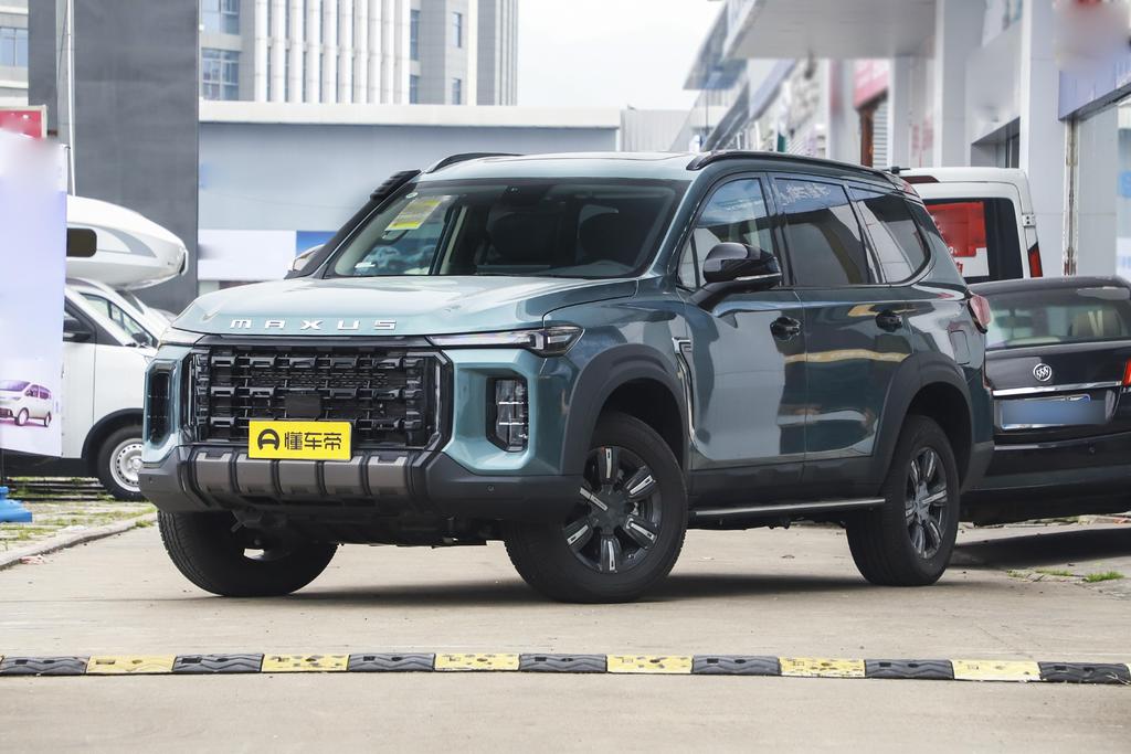 Transit Edition 2.0T Diesel Deluxe Edition 6 Seats
