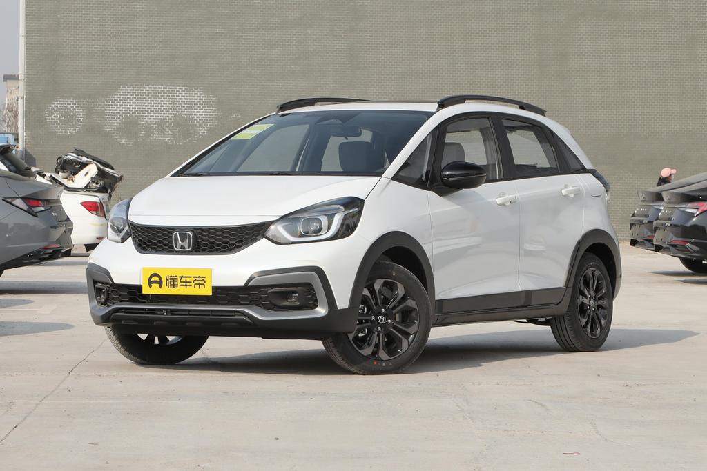 1.5L CVT CRO-SS Spirit Fun Edition