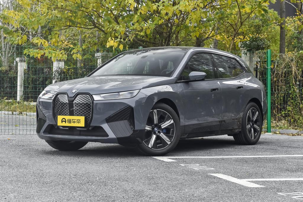 xDrive40