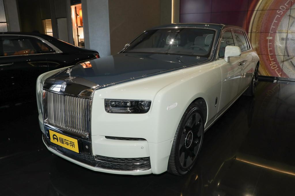 6.7T long wheelbase version