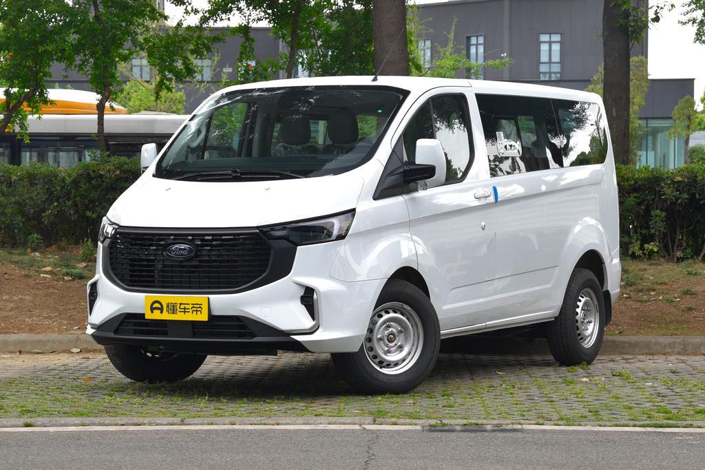 V362 2.0T diesel manual business travel type short shaft low top 7/8/9 seat country VI