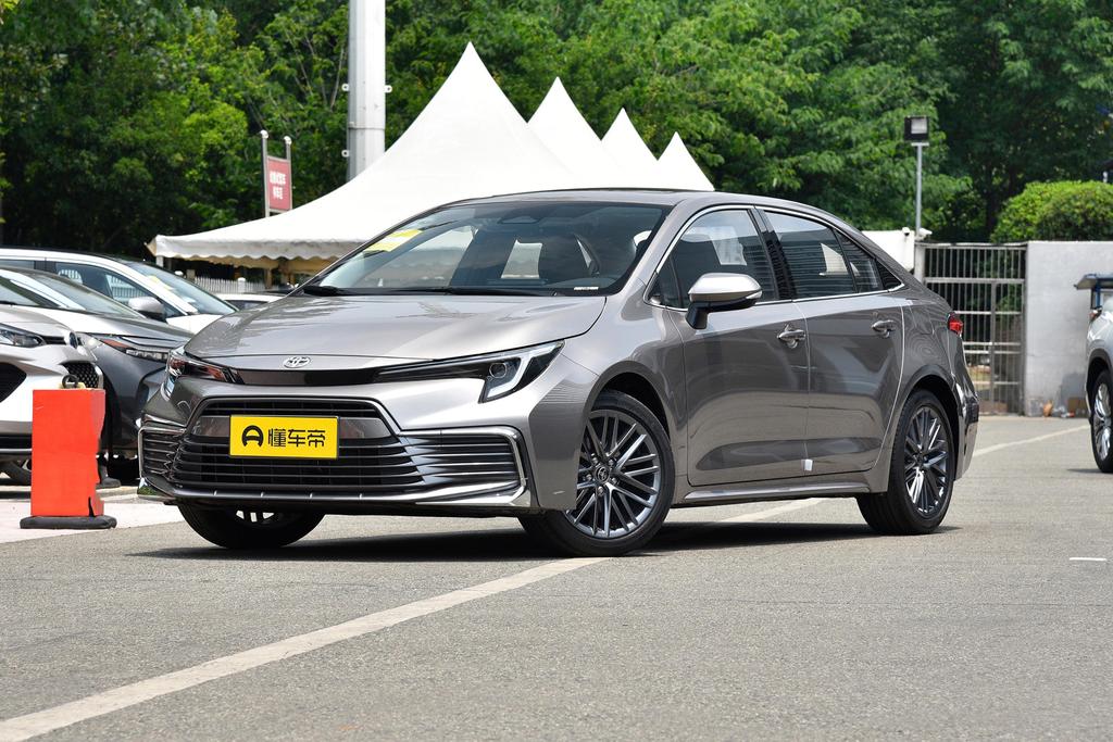 Facelift 2.0L Deluxe Edition