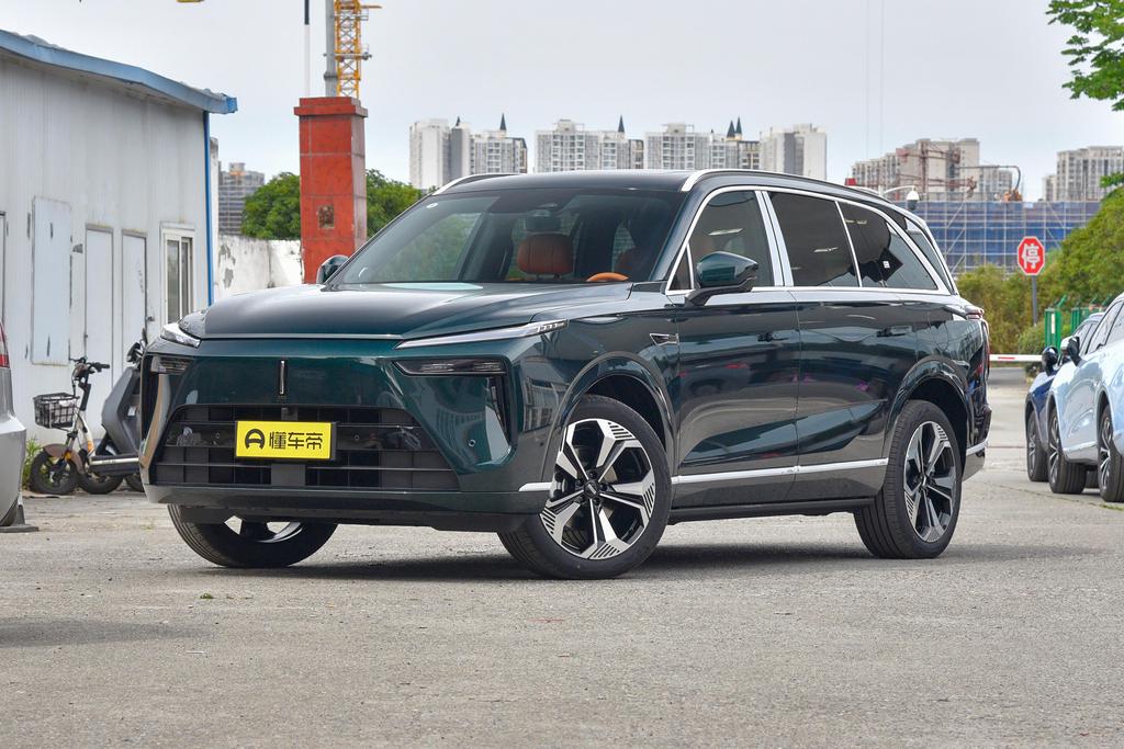 Four-wheel drive ultra-long battery life version