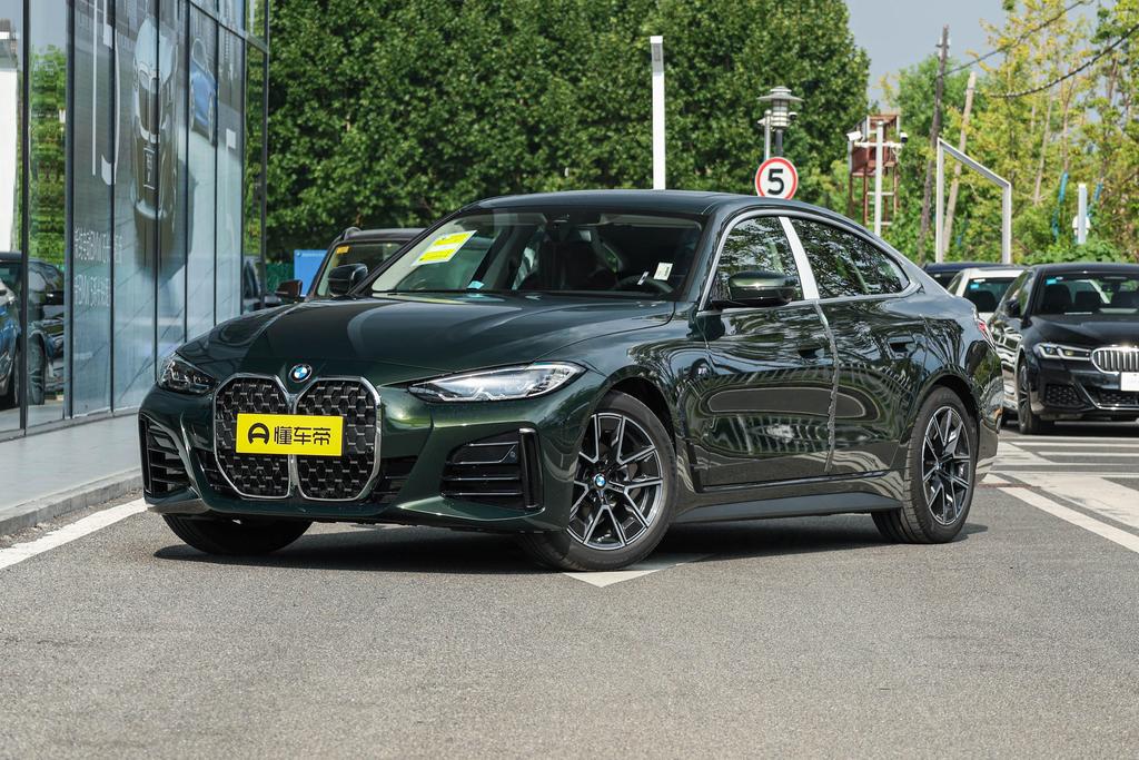 425i Gran Coupe M sports Suit