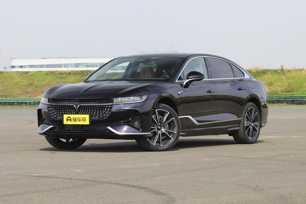 Ultra-long battery life, four-wheel drive ultimate edition