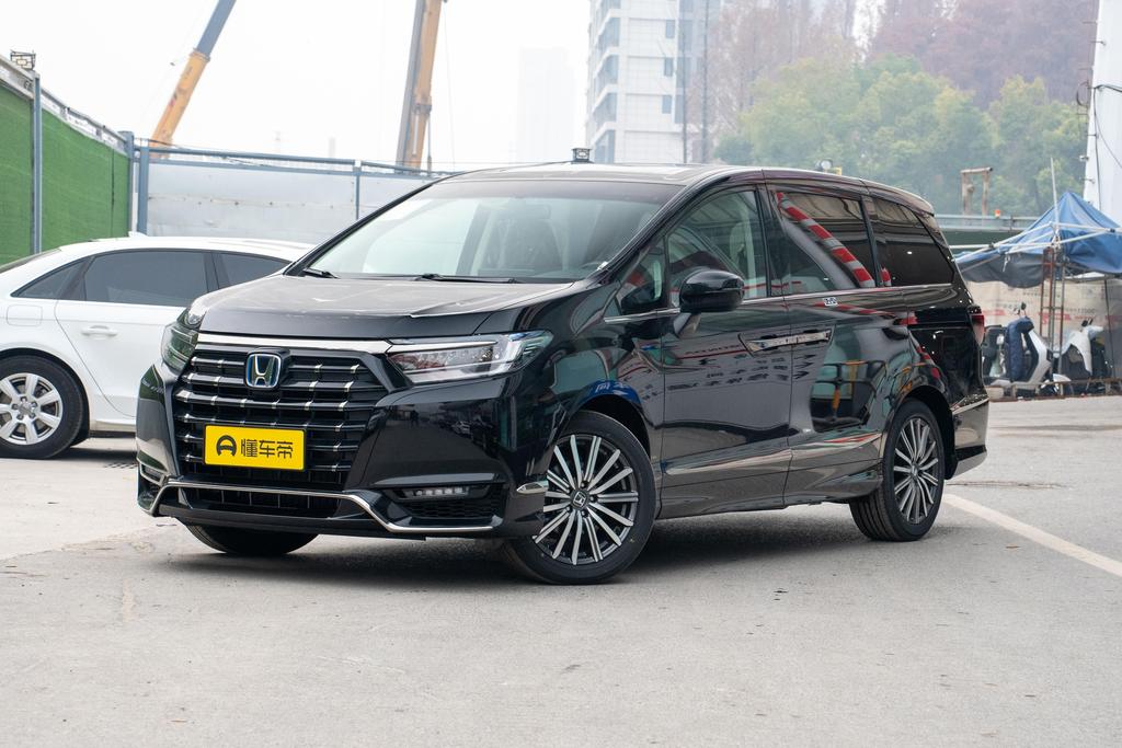 2.0L e: HEV Classic Edition