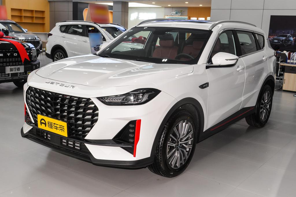 1.6TD manual Enjoy 5 seats