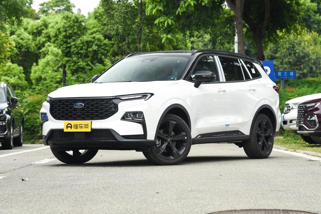 Extreme EcoBoost 170 light and shadow