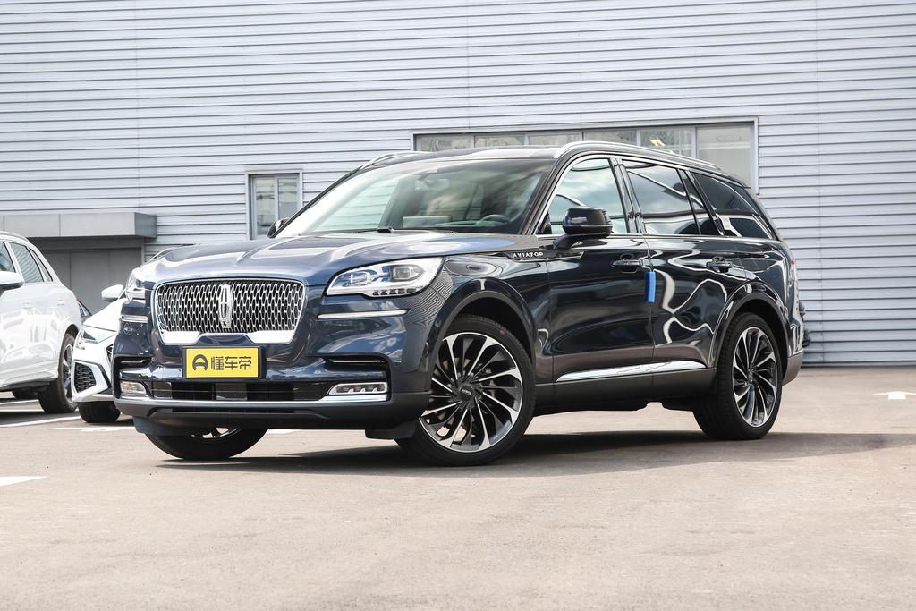 3.0T V6 four-wheel drive Executive Cruise Edition