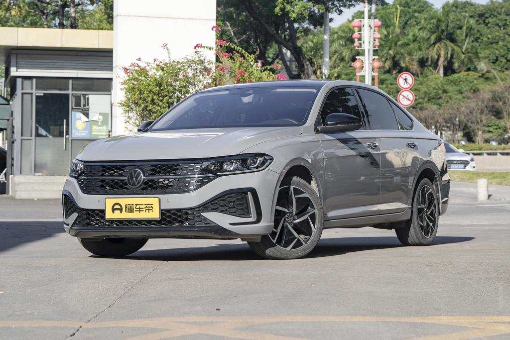 300TSI DSG Starry Sky Yongyi Edition