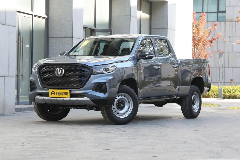 F70 Blue Whale Version 2.0T gasoline manual two-wheel drive long box wealth Creation type