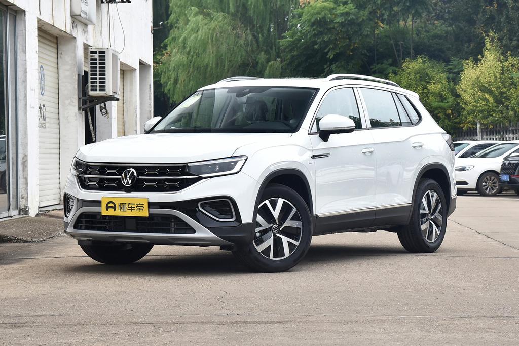 300TSI two-wheel drive Luxury Plus Premium Edition