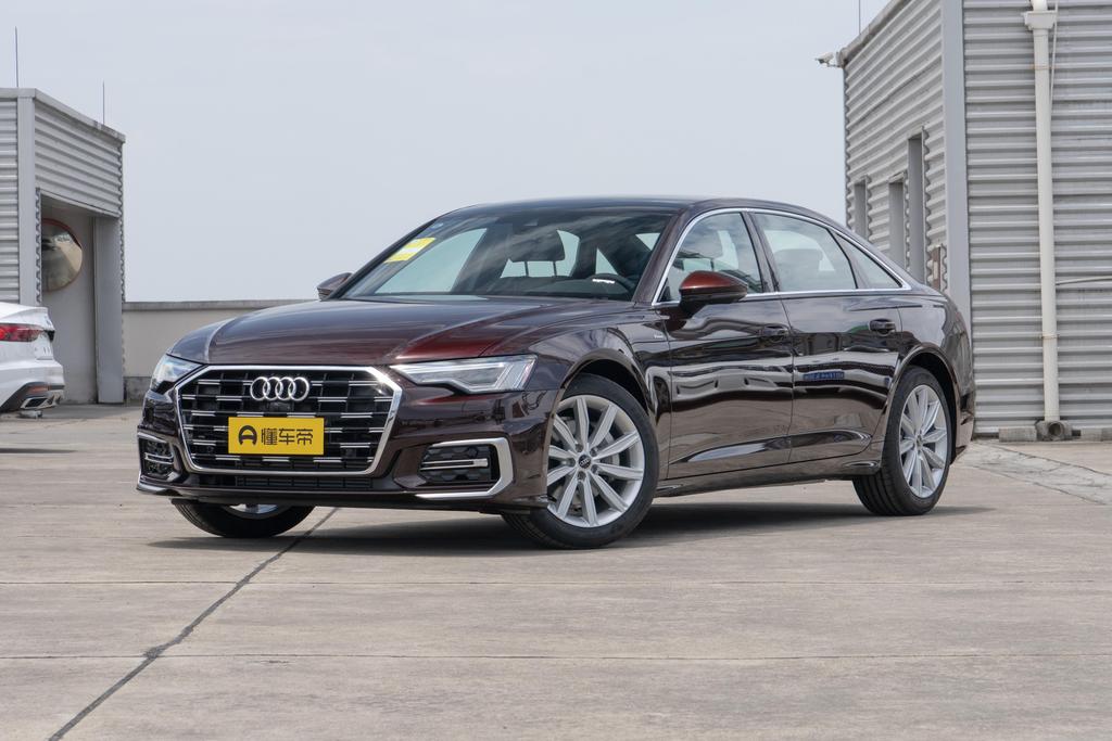 45 TFSI Premium Dynamic Type