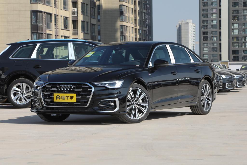 45 TFSI quattro exclusive dynamic type