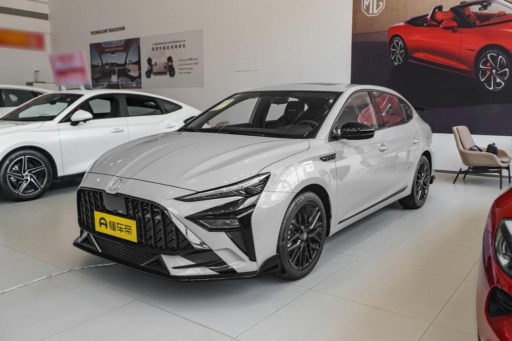 1.5T XLINE Shark Hunting Edition