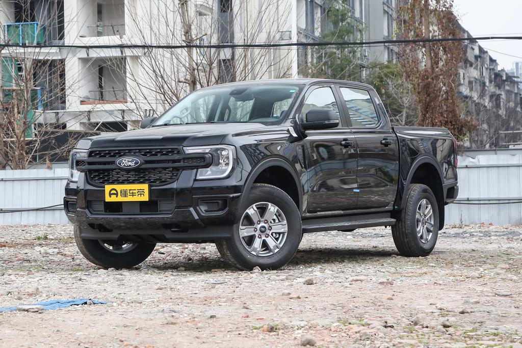 2.3T gasoline Mountain Forest-four-wheel drive manual Version