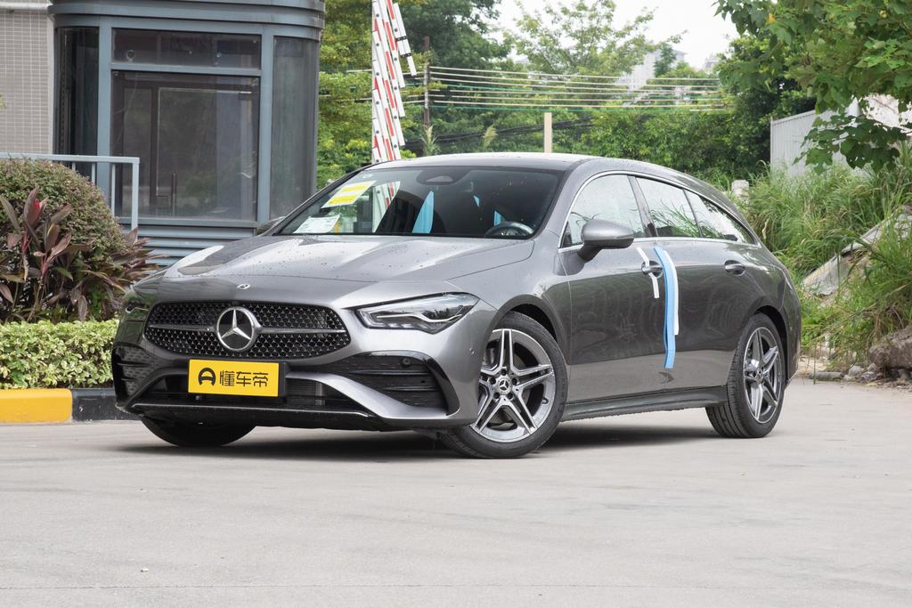 CLA 200 five-door hunting sports car