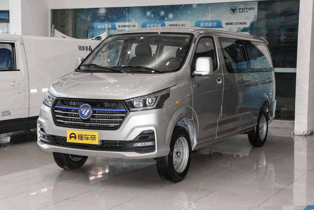 Commercial version of multi-purpose passenger car long-axis flat-top 6-seater Eve lithium energy 50.23kWh