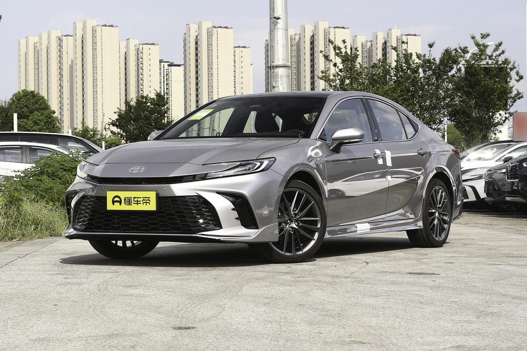 Dual engine 2.5 HXS Sports PLUS Edition