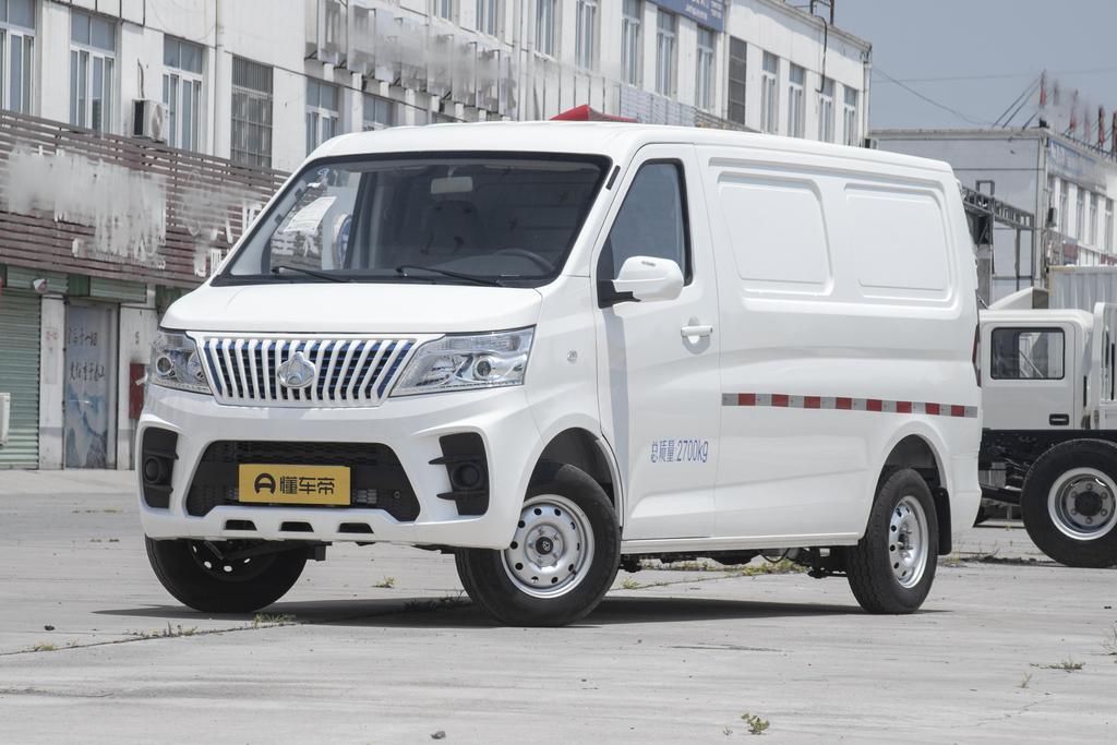 Comfortable type with 2 open doors 300km 41.86 kWh