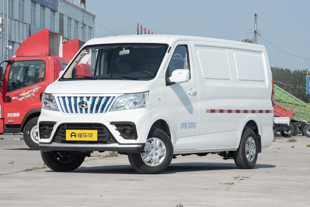 Standard type with 2 open doors 260km 41.86 kWh
