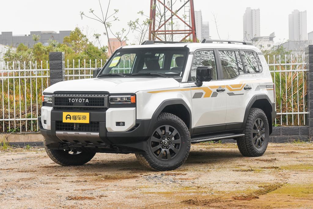 2.4T dual-engine Hummer WX version 5 seats