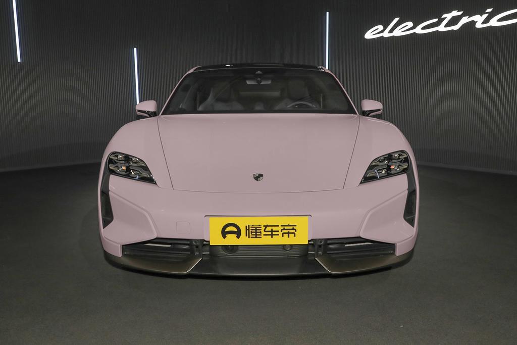 Taycan Turbo S