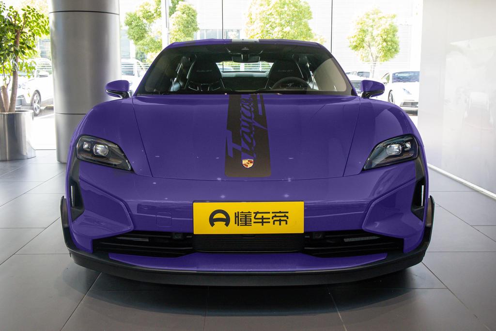 Taycan Turbo GT with Weissach Package