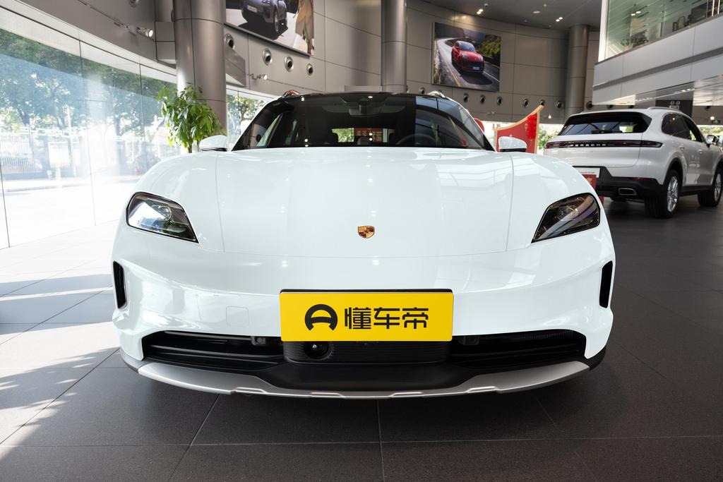 Taycan 4 Cross Turismo