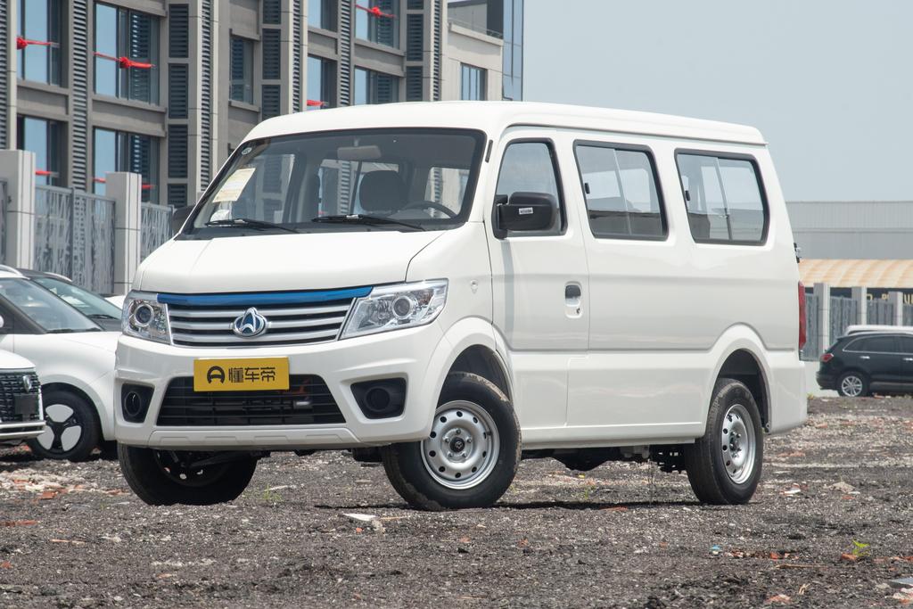 Comfortable version of pure electric mini bus 7 seats 35.9kWh