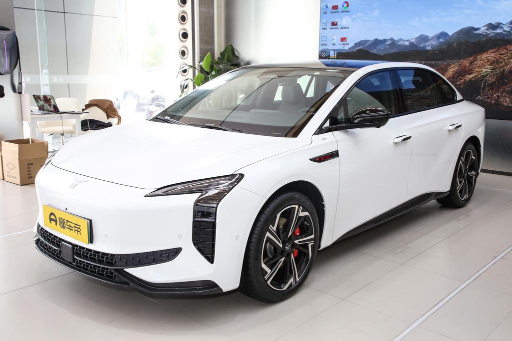 640 Pro+ four-wheel drive version