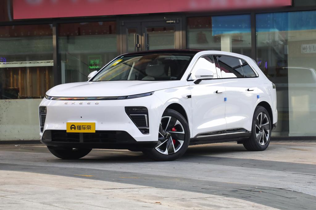 Pure electric version of the four-wheel drive Pro