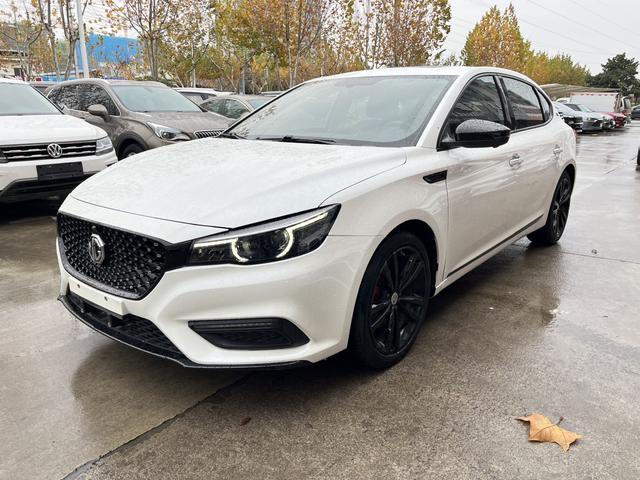 MG6 2019 20T Automatic Trophy Competition + Sport Tailgate Competition Package