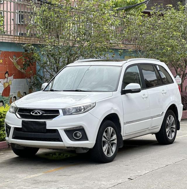 Tiggo 3 2015 1.6L CVT Fashion Sports Edition