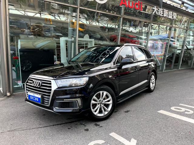 Audi Q7 PHEV 2019 model 55 e-tron