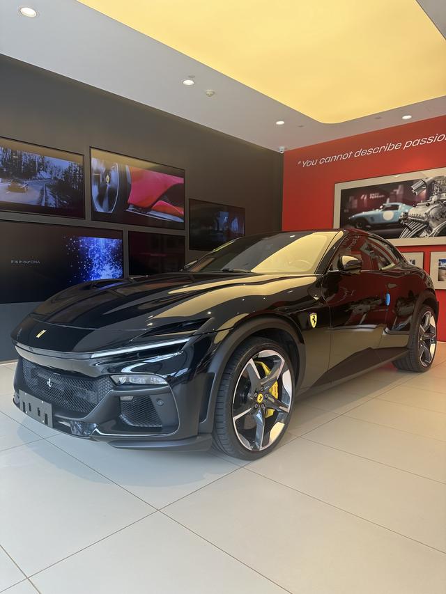 Purosangue 2022 model 6.5L V12