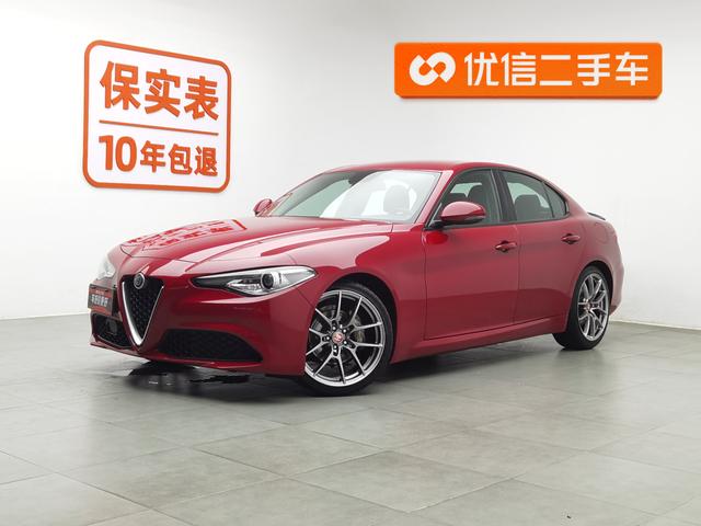 Giulia Giulia 2017 2.0T 200HP Elite