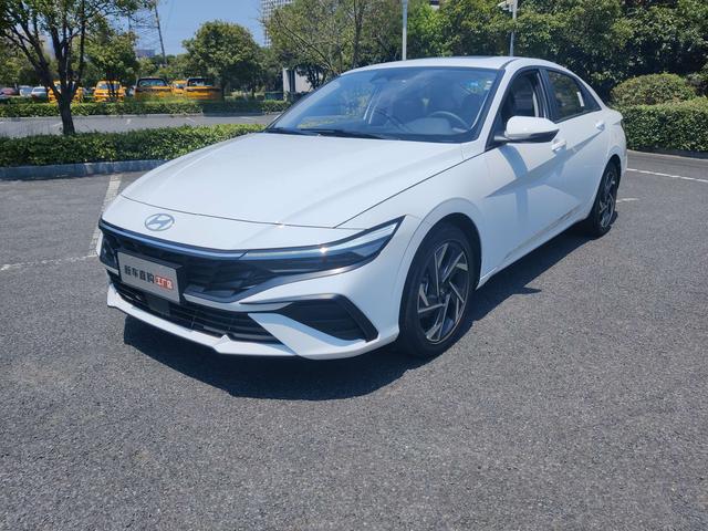 Elantra 2023 1.5L CVT GLX Elite