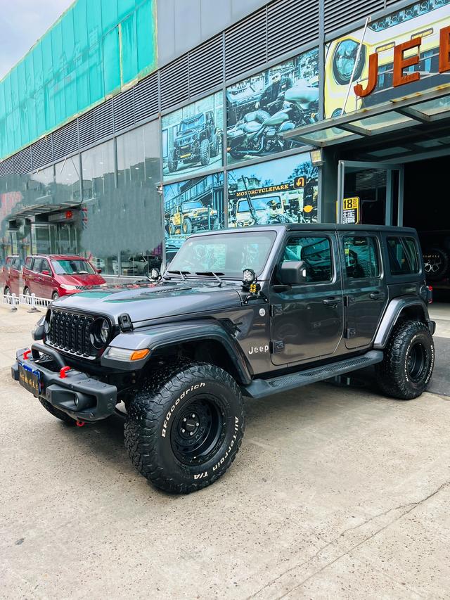 Wrangler 2019 2.0T Sahara 4-Door National VI