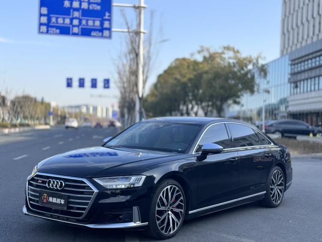 Audi S8 2022 S8L 4.0 TFSI quattro Collector's Edition