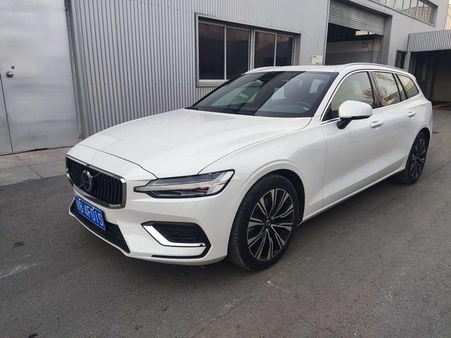 Volvo V60 2024 B5 Zhiyuan Deluxe Edition
