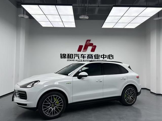 Cayenne E-Hybrid 2023 Cayenne E-Hybrid 2.0T Platinum