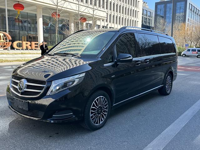 Mercedes-Benz V-Class 2018 V 260 L Premium Plus National V