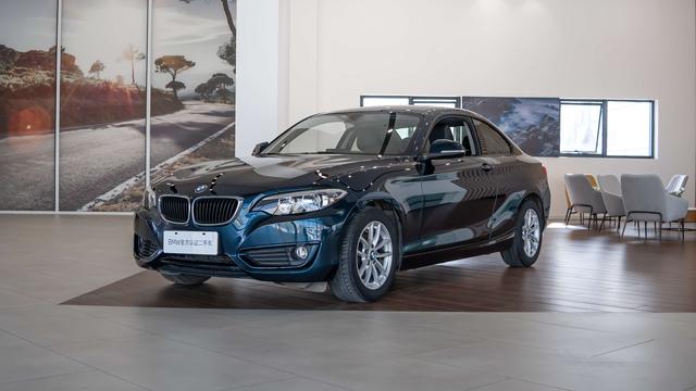 BMW 2 Series (imported) 2015 218i